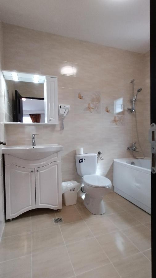 La Amy Apartment Pangarati Ngoại thất bức ảnh