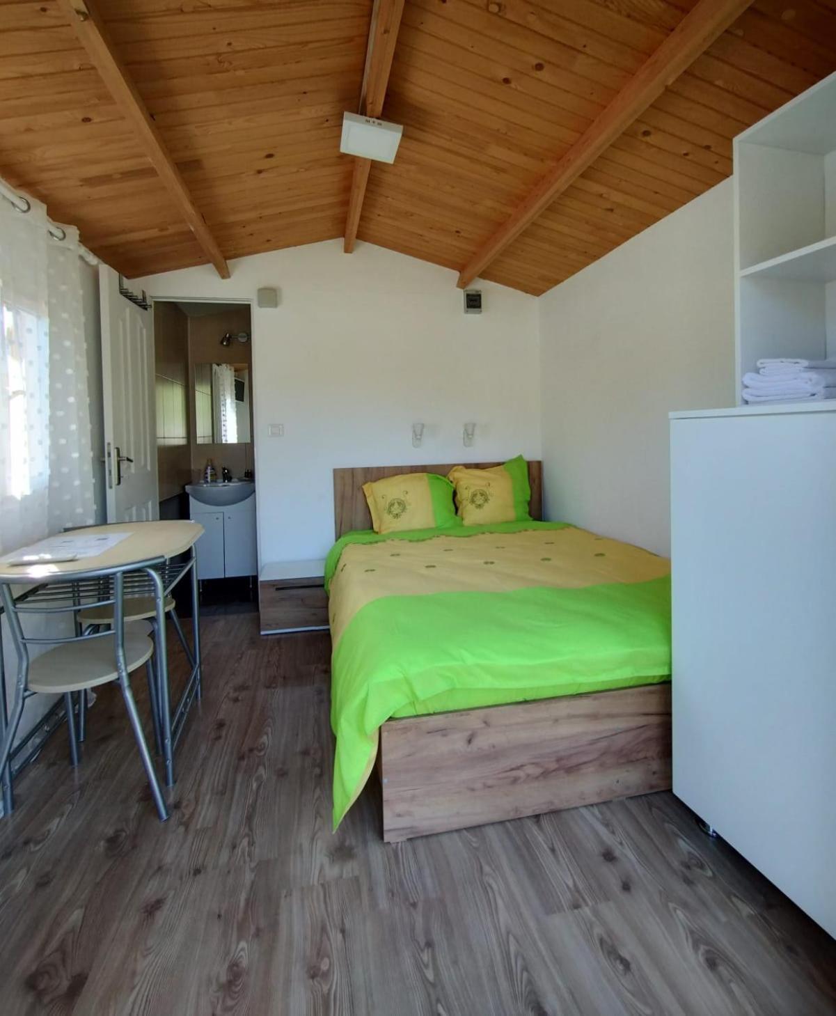 La Amy Apartment Pangarati Ngoại thất bức ảnh