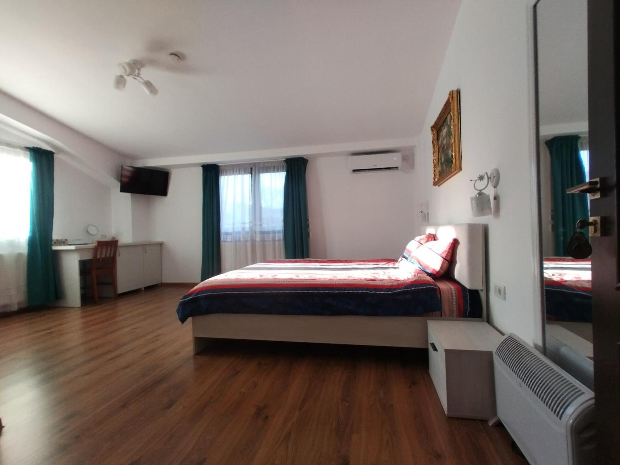 La Amy Apartment Pangarati Ngoại thất bức ảnh